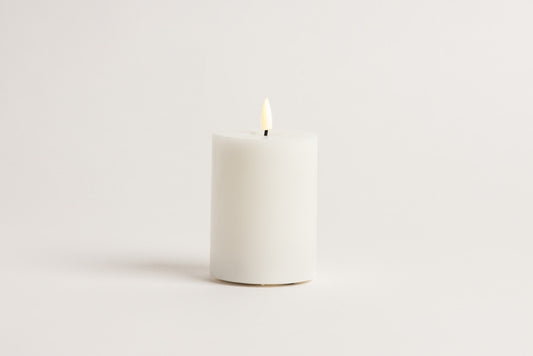 White LED Candle 10cm x 7.5cm