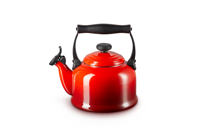 Traditional Kettle 2.1L Cerise